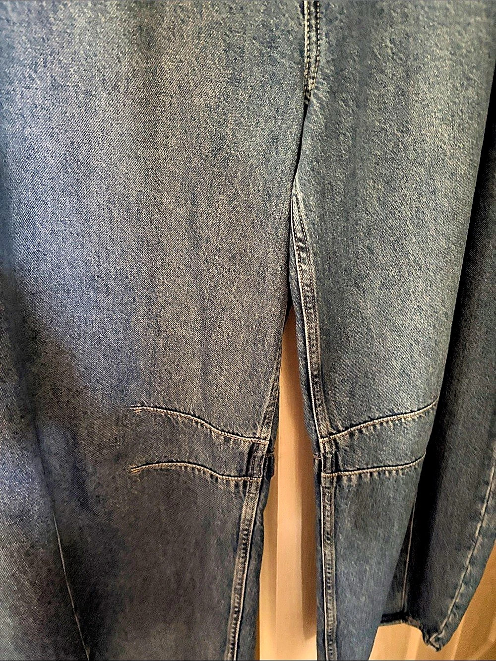 GAP Wide Leg Barrel Jeans Blue Waist 28 Like New - Picture 3 of 4